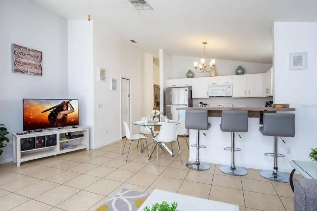 Spacious Vacation Home Near Disney W/ Private Pool- Perfect For Families! Davenport Bagian luar foto